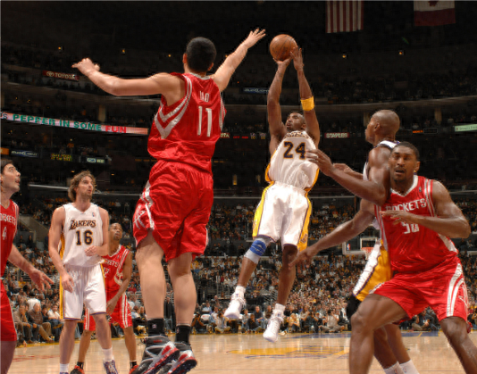 2009年的火箭最接近总冠军 无姚无麦和湖人战至抢七